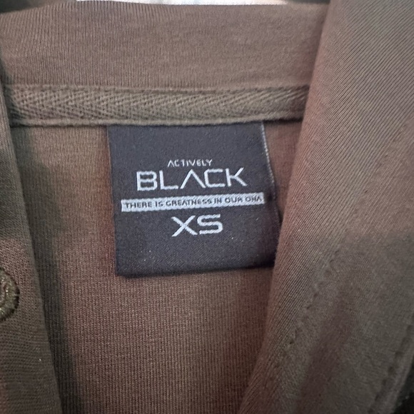 Actively Black Men's Hoodie - Picture 4 of 6